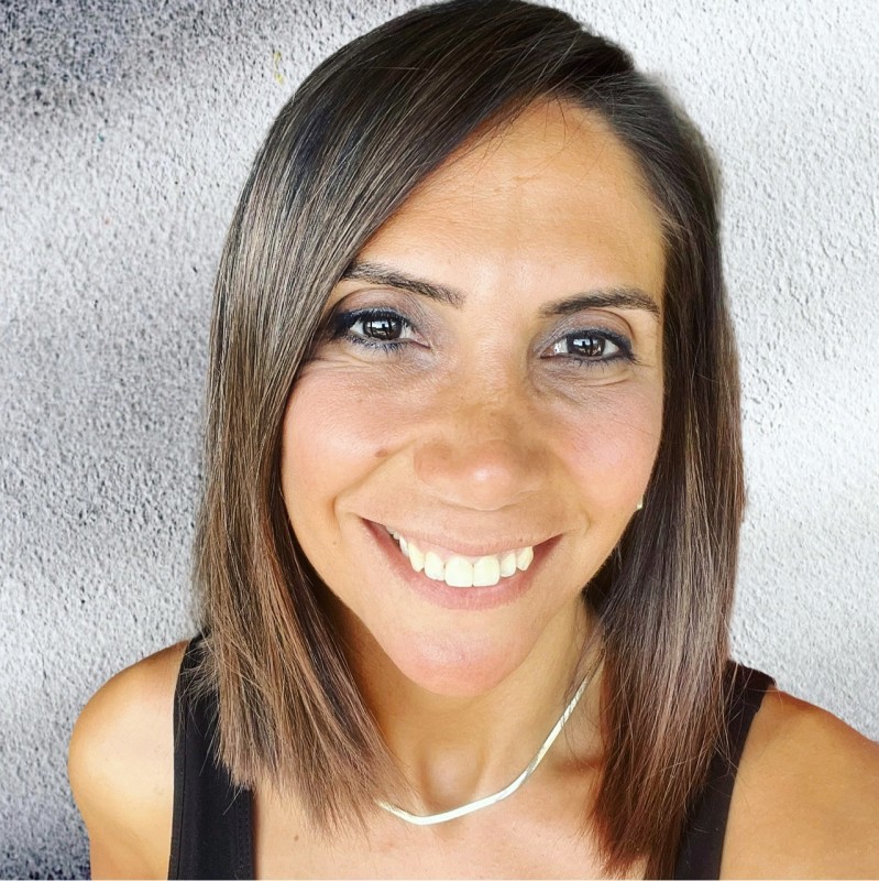 Headshot of Duygu Erhan Tugcu, Customer Service Manager, testimonial client