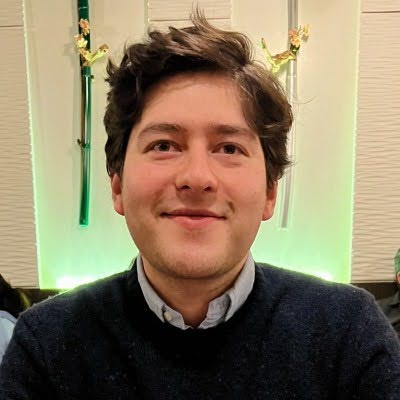 Google review profile photo of Robert Suarez